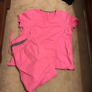 Heart & soul scrub set